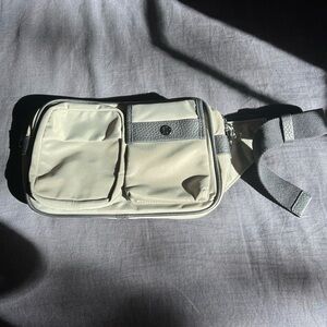 Lululemon cross body travel bag